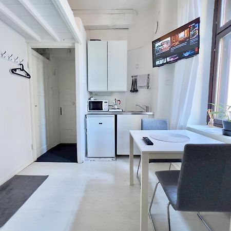 Dainty Central Apartment Helsinki Zewnętrze zdjęcie